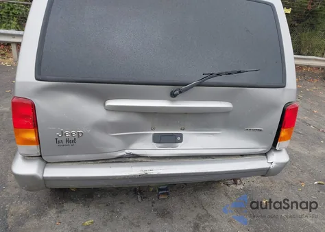 2001 Jeep Cherokee Limited/Sport from USA, damaged, VIN 1J4FF58S31L548645